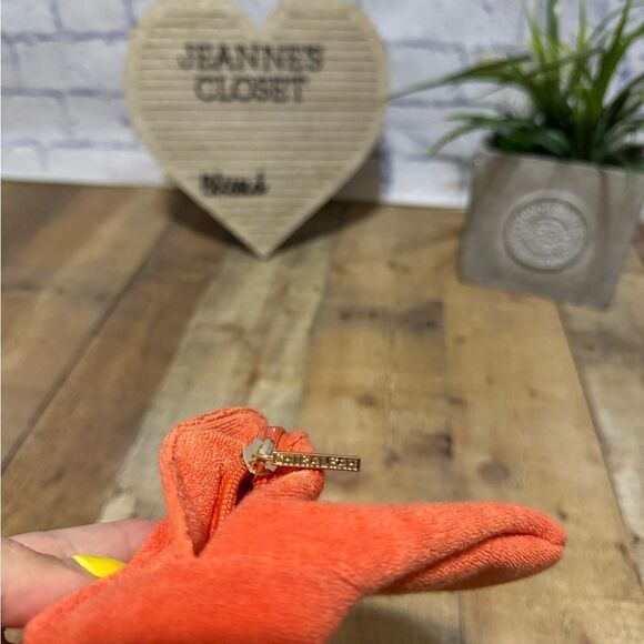 SHIRALEAH
Sol Belt Bag In Orange - Picture 3 of 11